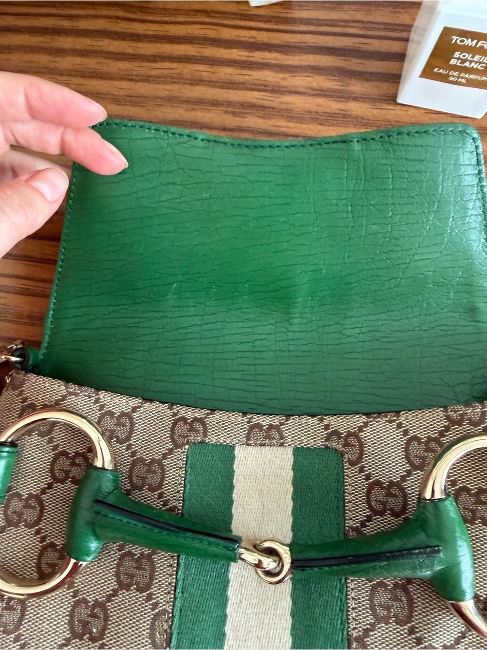 Gucci Green and Cream GG Canvas Shoulder Bag with Horsebit - Picture 5 of 13